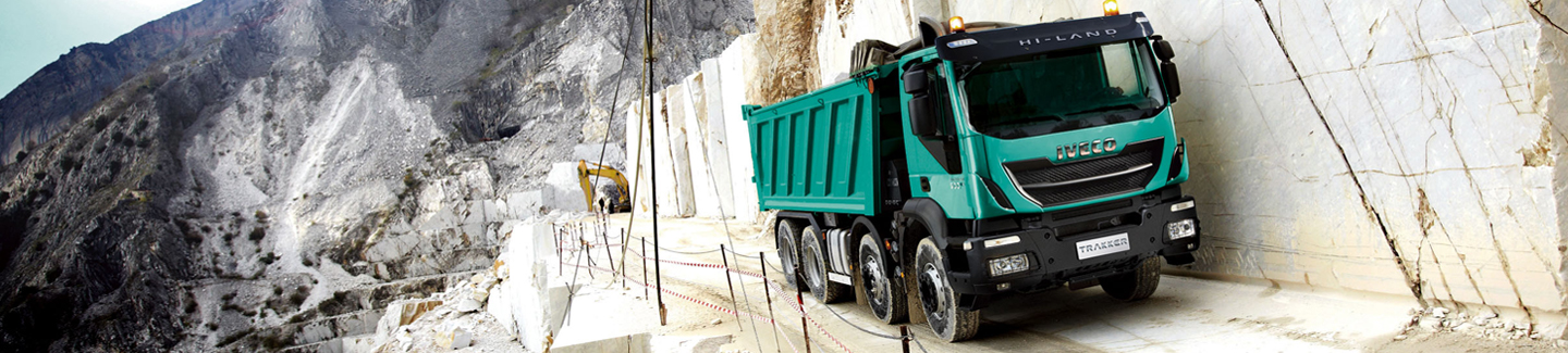 trakker banner tvach